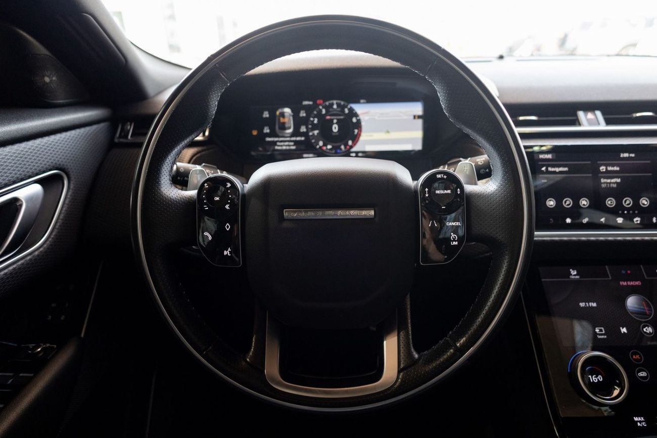 Land Rover Range Rover Velar Range Rover Velar R-Dynamic SE 2019 GCC | Warranty