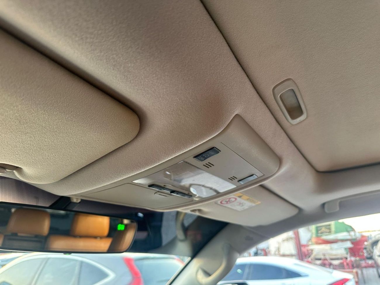 تويوتا لاند كروزر Toyota landcruise 2021Model Engine 4.0 v6 petrol GXR colour white Transmission Automatic Interior.Bl