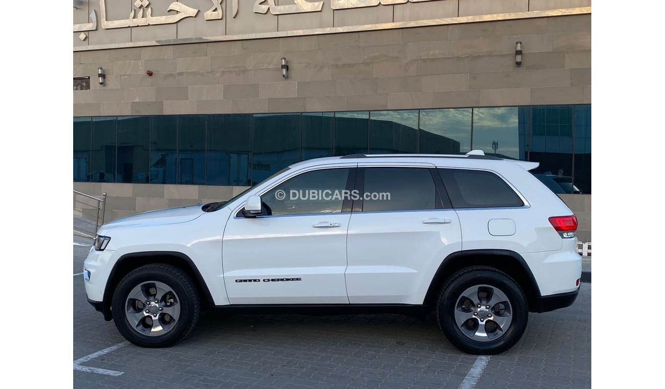 جيب جراند شيروكي لاريدو