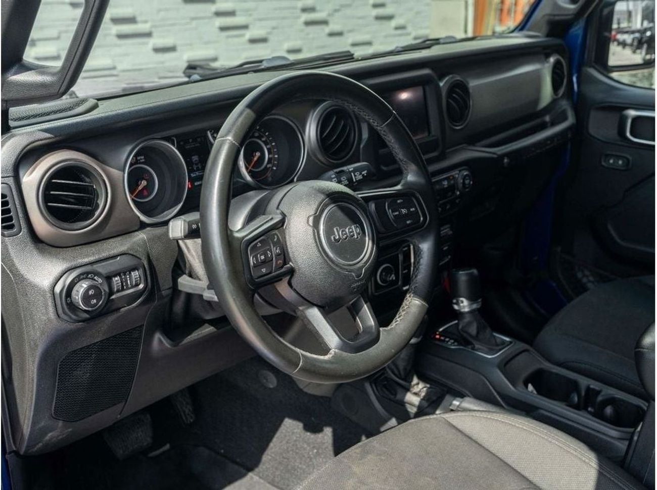 جيب رانجلر AED 2,202 PM • WRANGLER UNLIMITED SPORT • ONLY 61,000 KMS • PRISTINE CONDITION