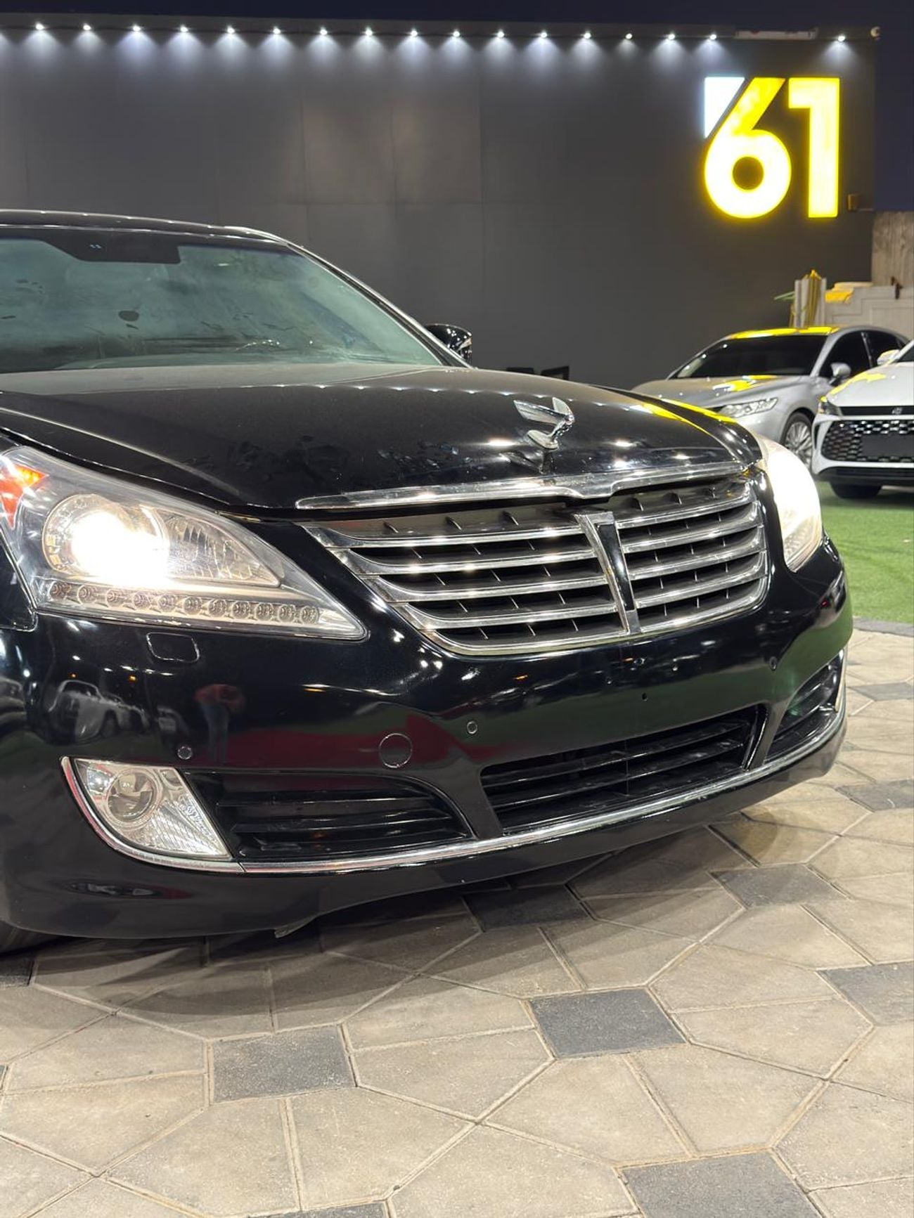 Hyundai Equus