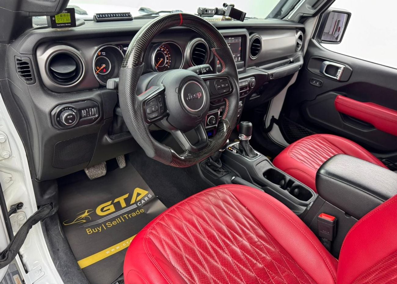 Jeep Gladiator 2021 Jeep Gladiator Sport, 2027 Jeep Warranty, Full Jeep Service History, Carbon Fiber Interior, GCC