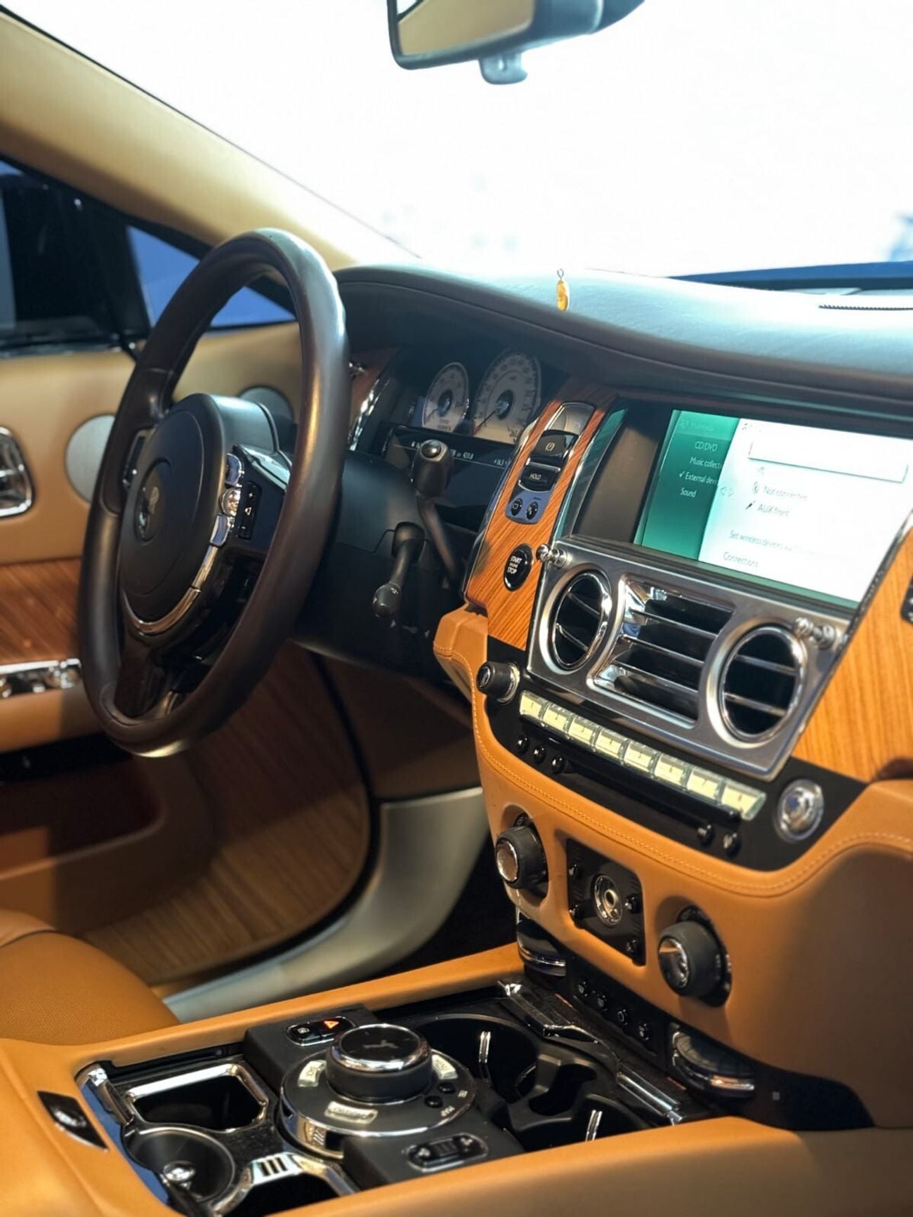 رولز رويس واريث 6.6L شارة سوداء