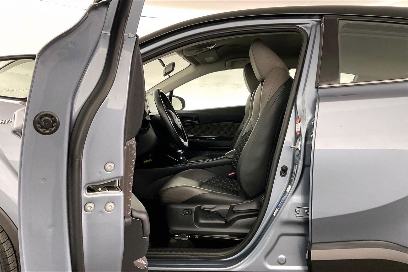 Toyota CHR VX 1.8L (100 HP) VX | Guaranteed Warranty | 0 Down Payment