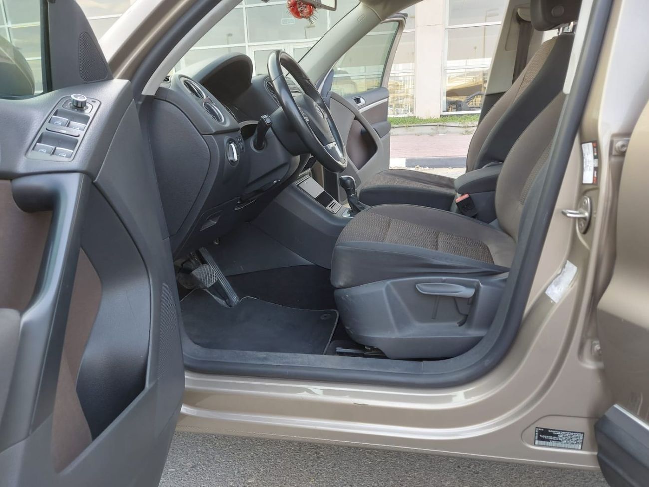 Volkswagen Tiguan Sport & Style 2.0L