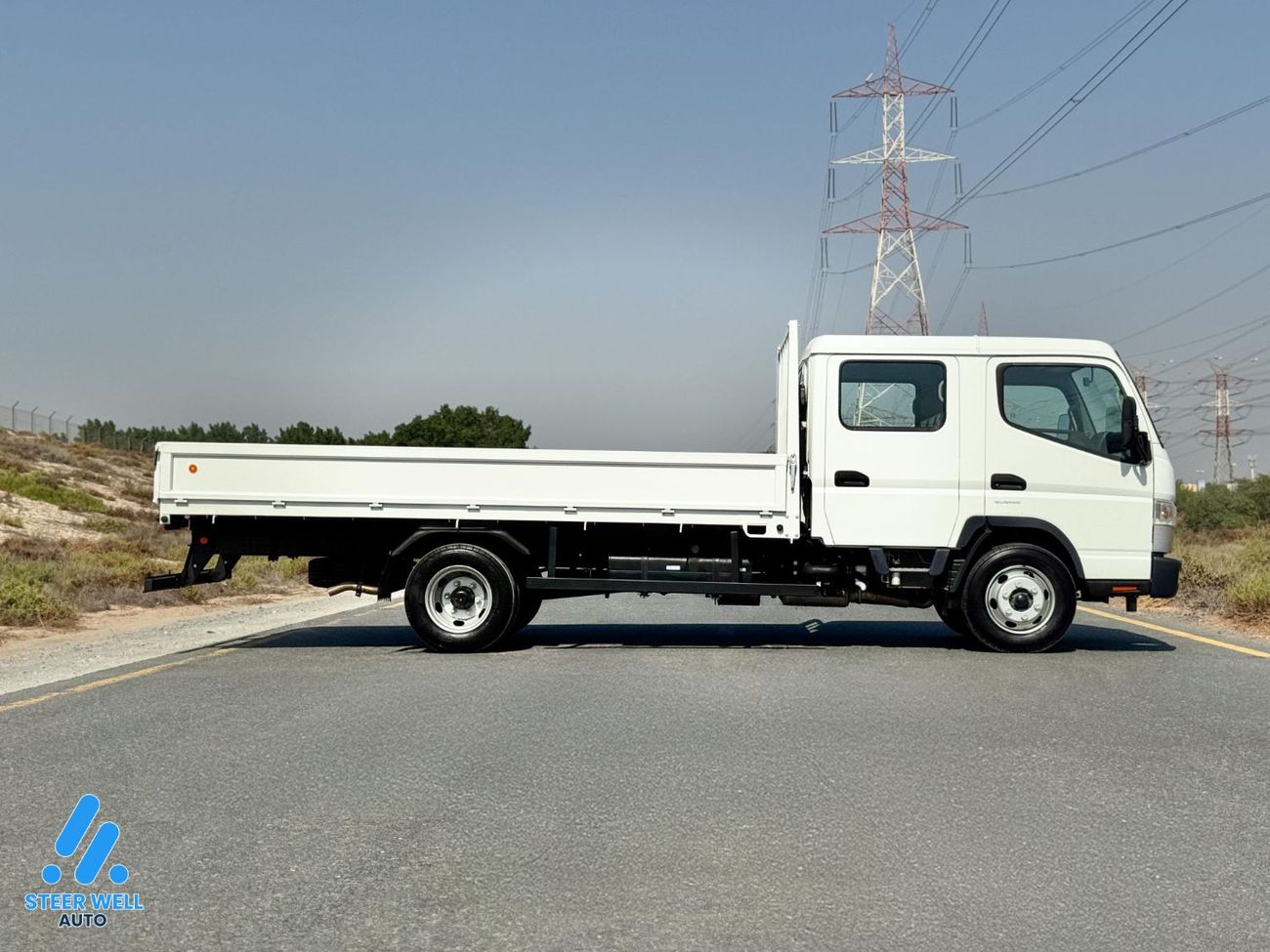ميتسوبيشي فوسو كانتير 3.0L RWD Dual Cab Diesel Truck – Bare Chassis | White