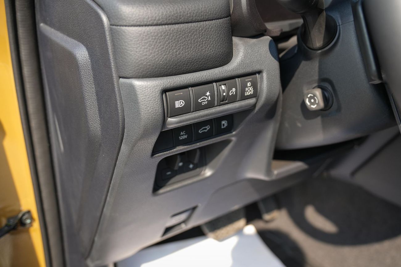 تويوتا برادو Brand New Toyota Hybrid Adventure Dual tone 5 seats available