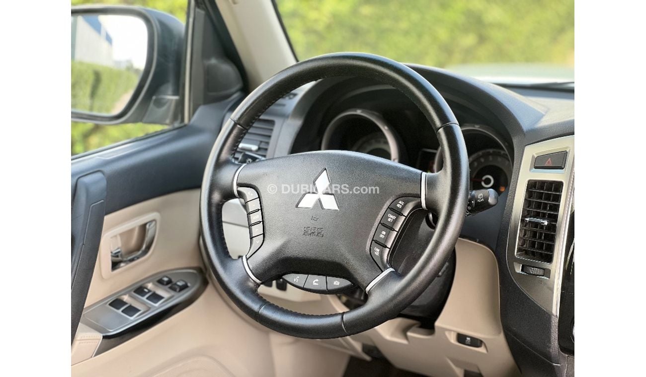 Mitsubishi Pajero 2017