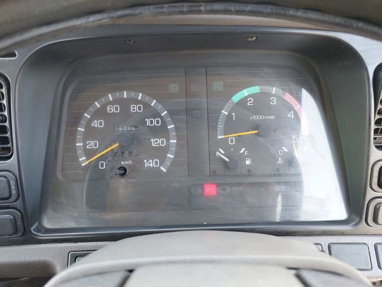 Mitsubishi Fuso Canter MITSUBISHI CANTER 6 BOLT TRUCK RHD 1995 MODEL 4.6 L DIESEL MANUAL(PM01580)