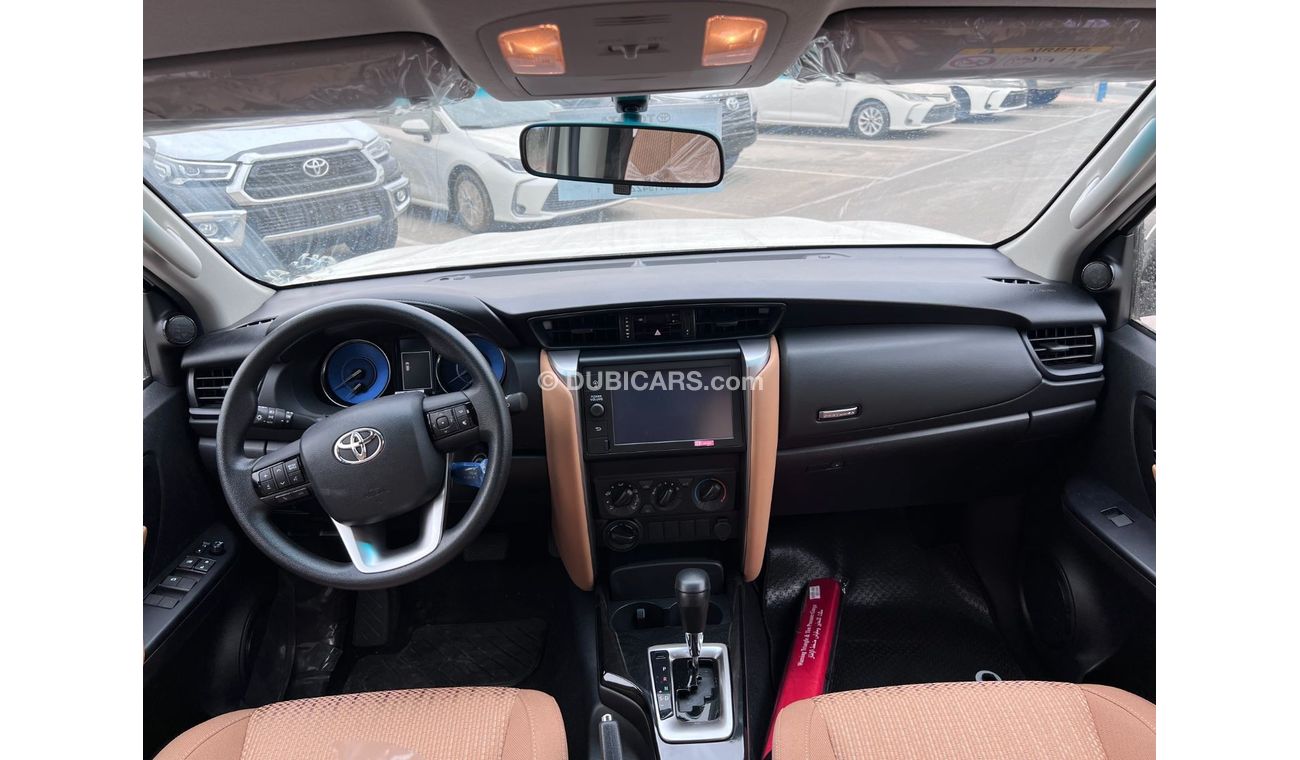 Toyota Fortuner TOYAOTA FORYUNER 2.7 L 4X4 WHITE EXR 2022