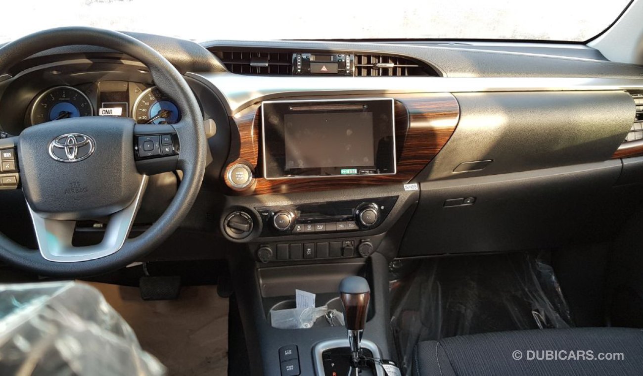 تويوتا هيلوكس Brand New 2.7L A/T  Double Cab, 4WD Full Option with Navigation