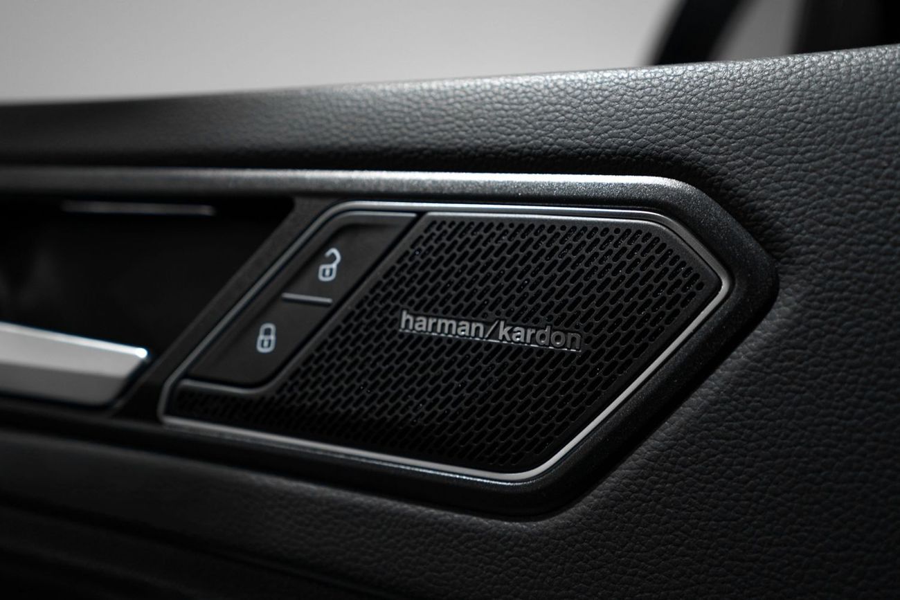 فولكس واجن تيجوان R-Line 2.0L R-Line Black Edition 2.0L