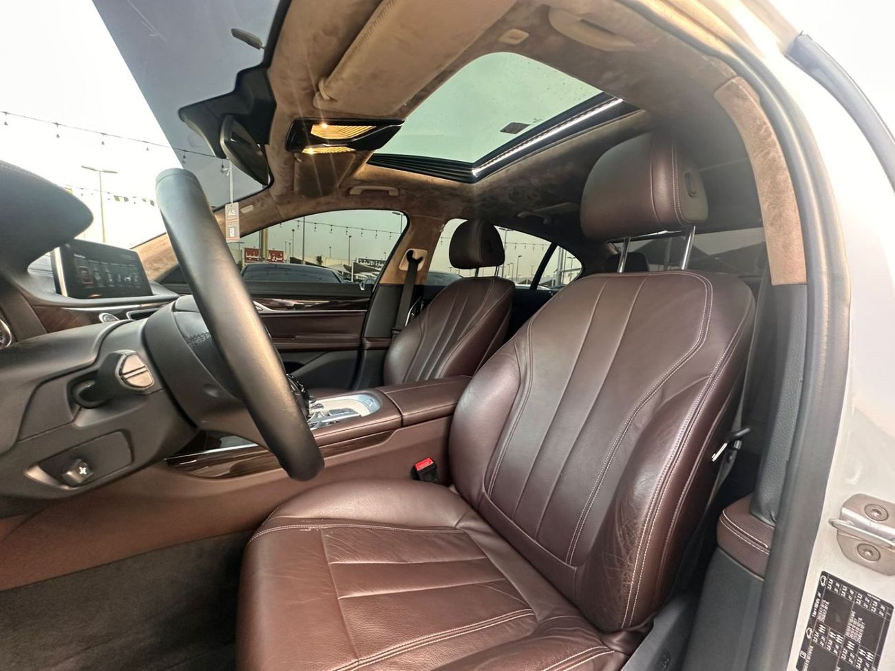 بي أم دبليو 730Li Executive 2.0L