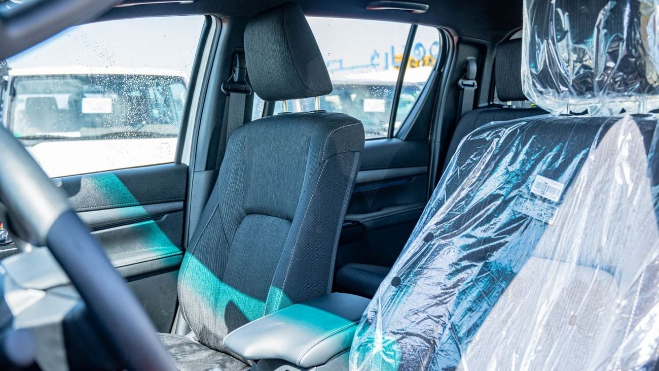 تويوتا هيلوكس 2026 Toyota Hilux Adventure 4.0L AT Petrol (White)