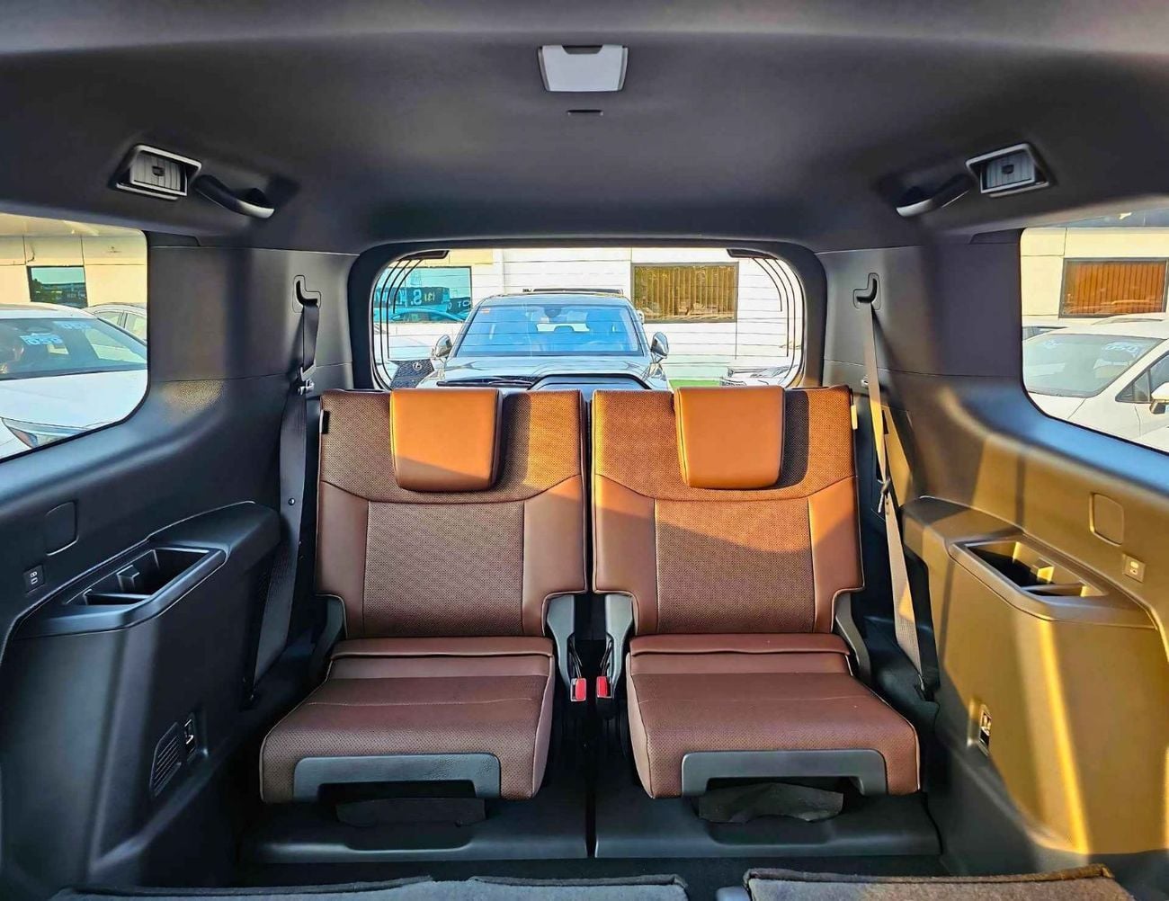 تويوتا برادو ADVENTURE TURBO / 2.4L V4 PETROL / MID OPTION / DRIVER POWER SEATS (CODE # PR24S2)