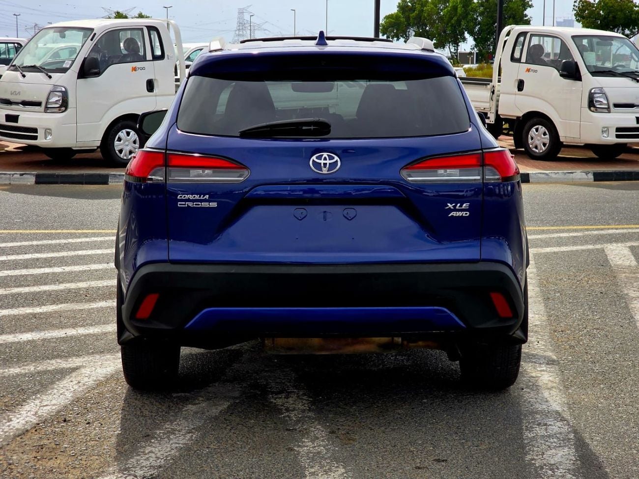 تويوتا كورولا كروس 2.0L XLE (AWD)