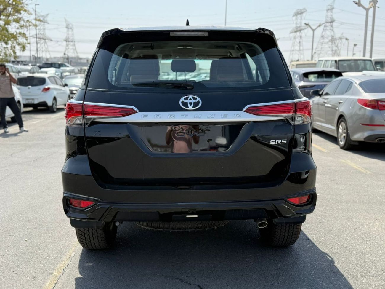 Toyota Fortuner TOYOTA FORTUNER 2.7L Petrol 4X4 Full Option 2025 Model