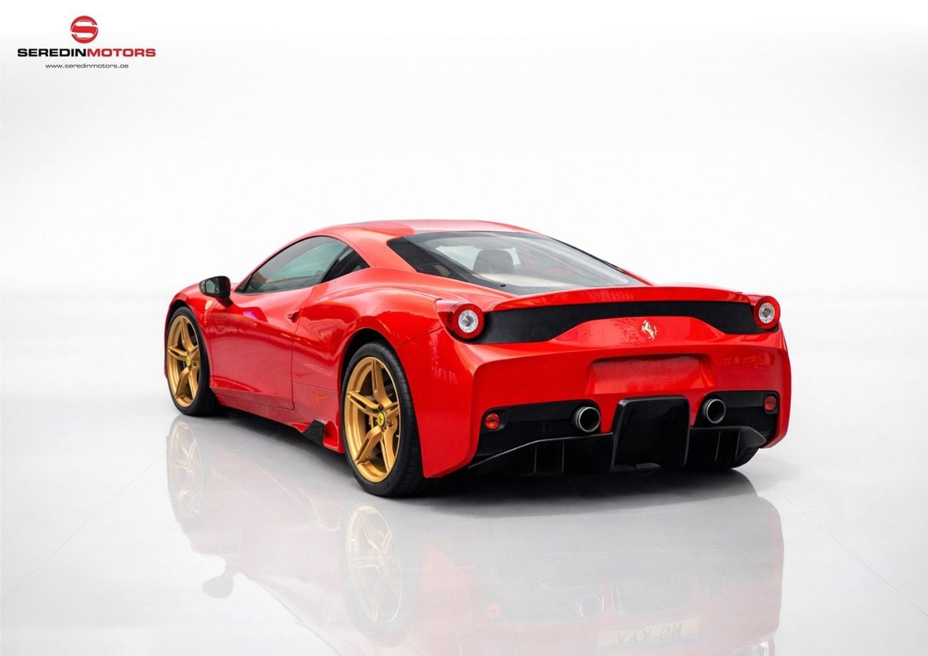فيراري 458 سبيشياليه 