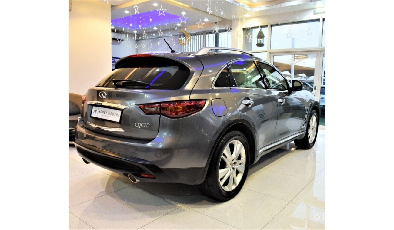 Infiniti QX70 ORIGINAL PAINT With Service History Infiniti QX70 2014 Model!! in Grey Color! GCC Specs