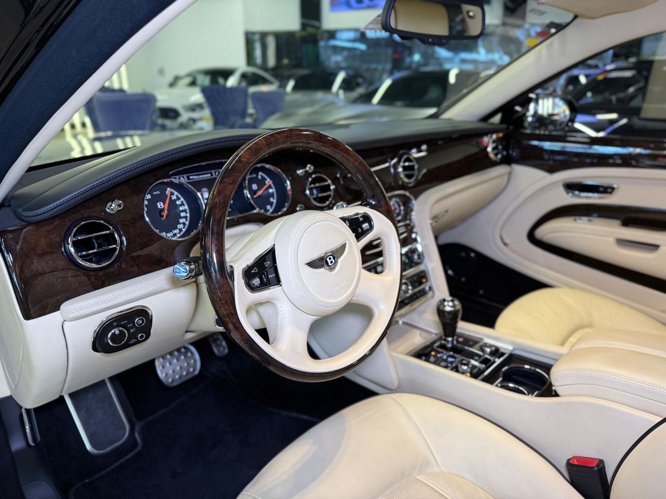 بنتلي مولسان 2012 Bentley Mulsanne - Only 48,000KM - Good Condition