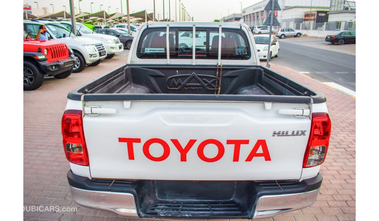 Toyota Hilux 2020 | TOYOTA HILUX  | DOUBLE CAB 4X2 | 2.7L | GCC | VERY WELL-MAINTAINED | SPECTACULAR CONDITION |