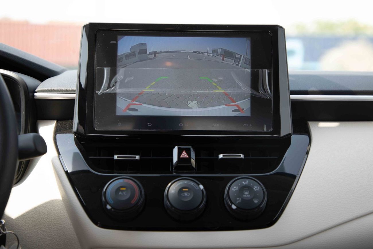 تويوتا كورولا 2025 Toyota Corolla XLI 1.6 - White Inside Beige | Export Only