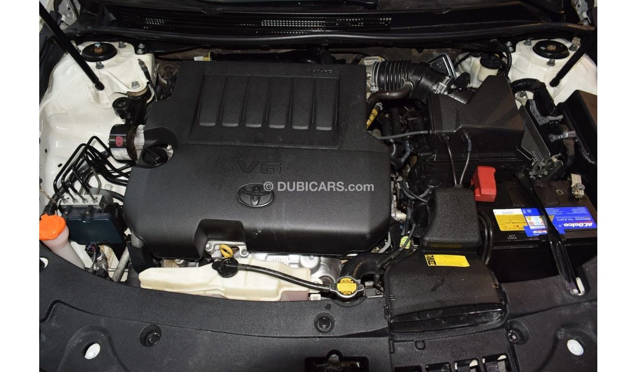 Toyota Avalon EXCELLENT DEAL for our Toyota Avalon LIMITED 2013 Model!! in White Color! GCC Specs