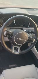 كيا K5 LX