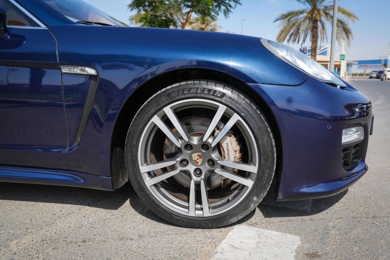 Porsche Panamera 4S 2012!! GCC SPECS!! FULL SERVICE HISTORY