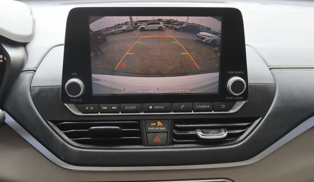 نيسان ألتيما نيسان ألتيما - 2022 - خليجى -فل أوبشن - بدون حواداث -2.5L - ممشى قليل - بحاله ممتازه