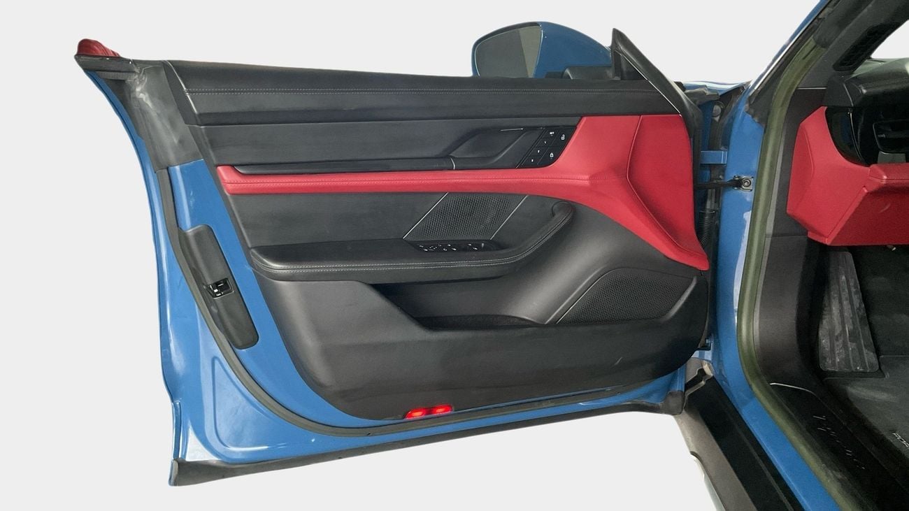 بورش تايكان 4 Cross Turismo | شامل الضمان | 0 ﺪﻔﻋﺓ ﺃﻮﻟﻯ