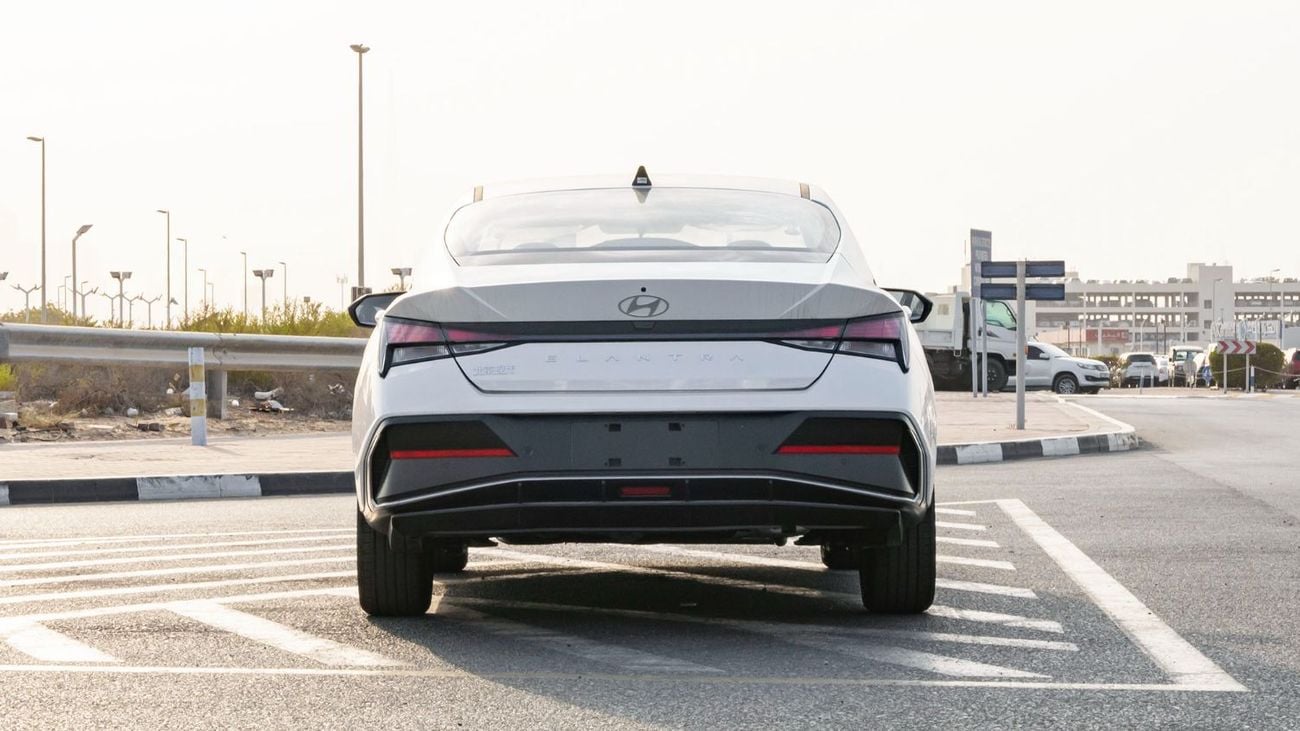 هيونداي إلانترا 2026 Hyundai Elantra 1.5L AT Petrol (Chinese Specs)