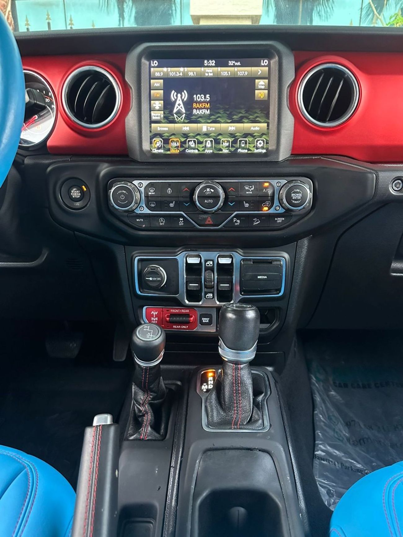 جيب رانجلر روبيكون V4/2.0L وارد كندا