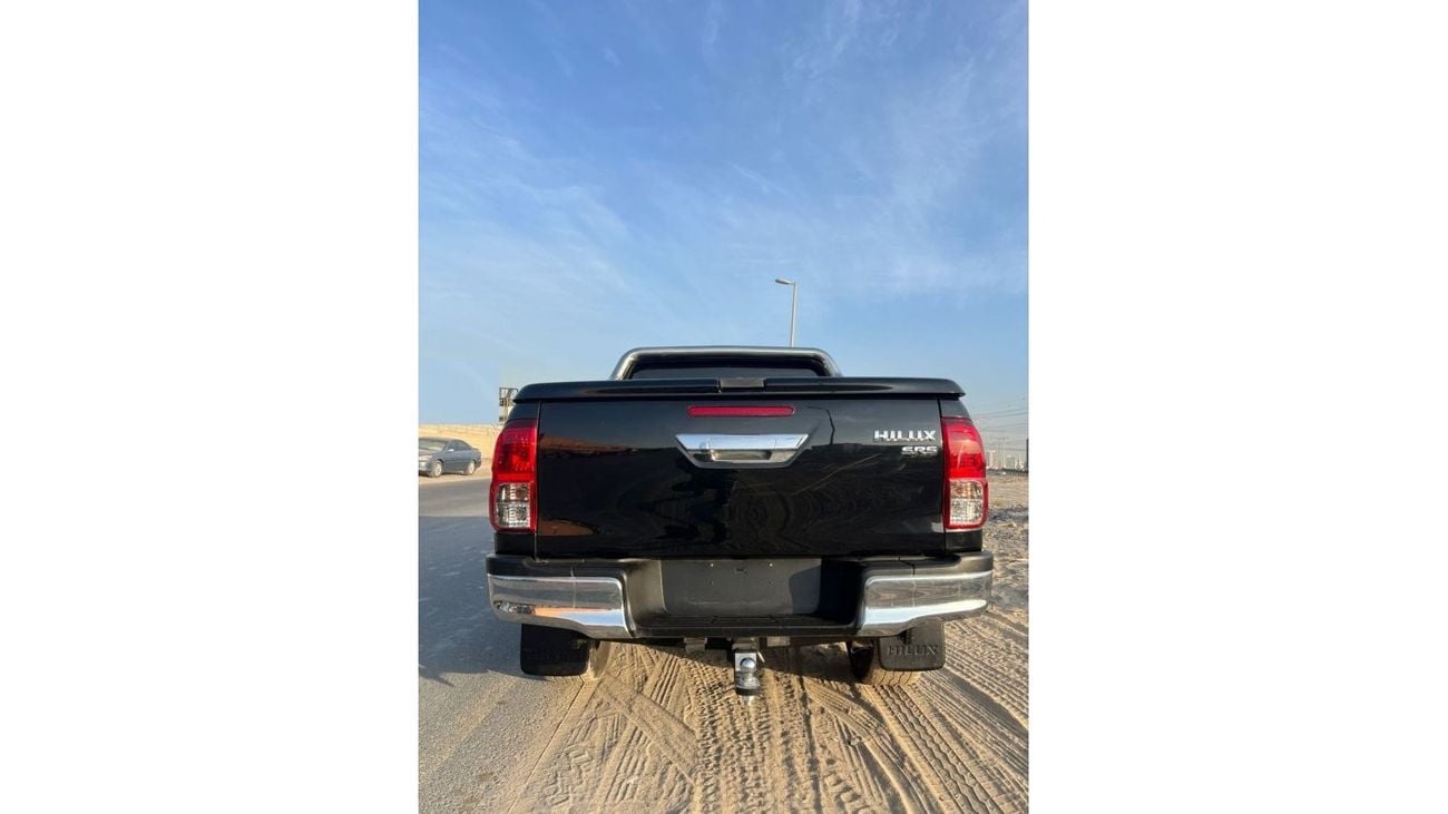 تويوتا هيلوكس