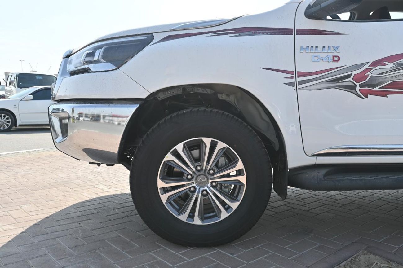 تويوتا هيلوكس SGLX S GLX 2.4L 4WD A/T