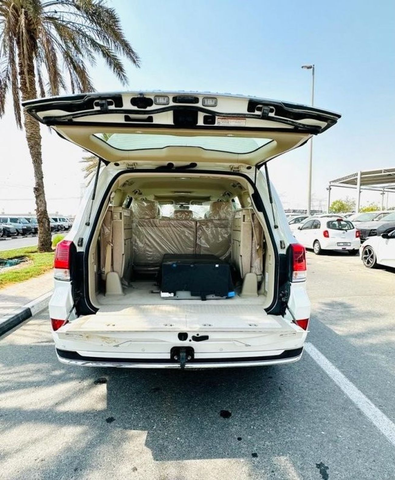 تويوتا لاند كروزر GXR3 LS