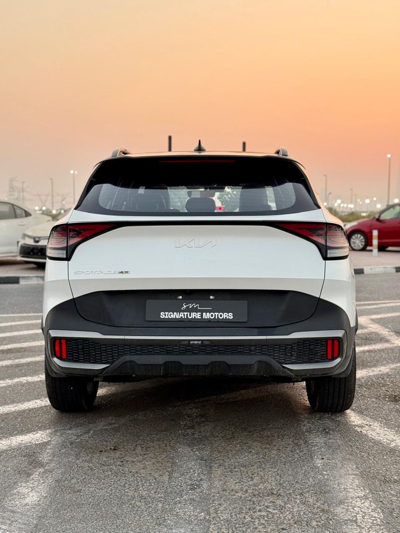 كيا سبورتيج 2.0L MPI LX (FWD)