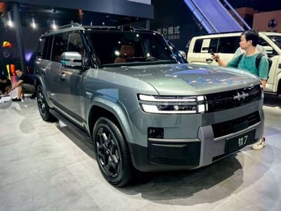 BYD Leopard Titanium 7 