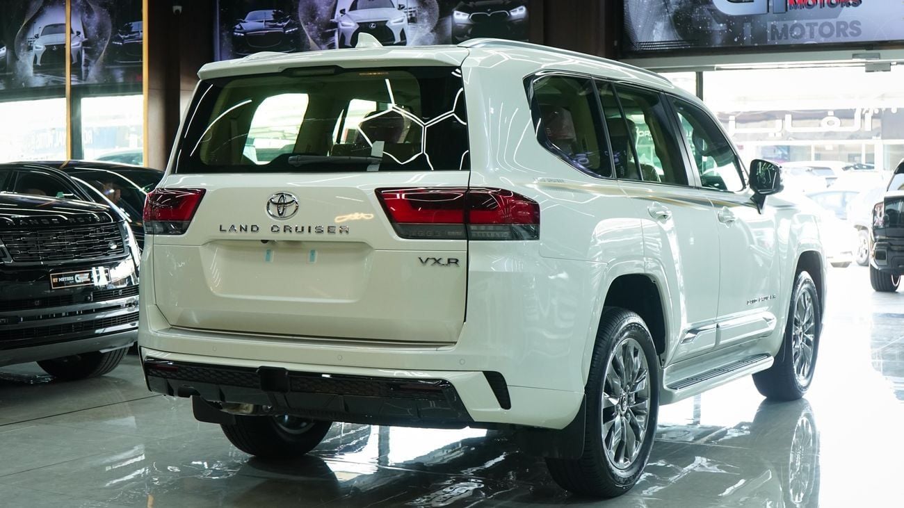 تويوتا لاند كروزر VXR 4.0 L V6