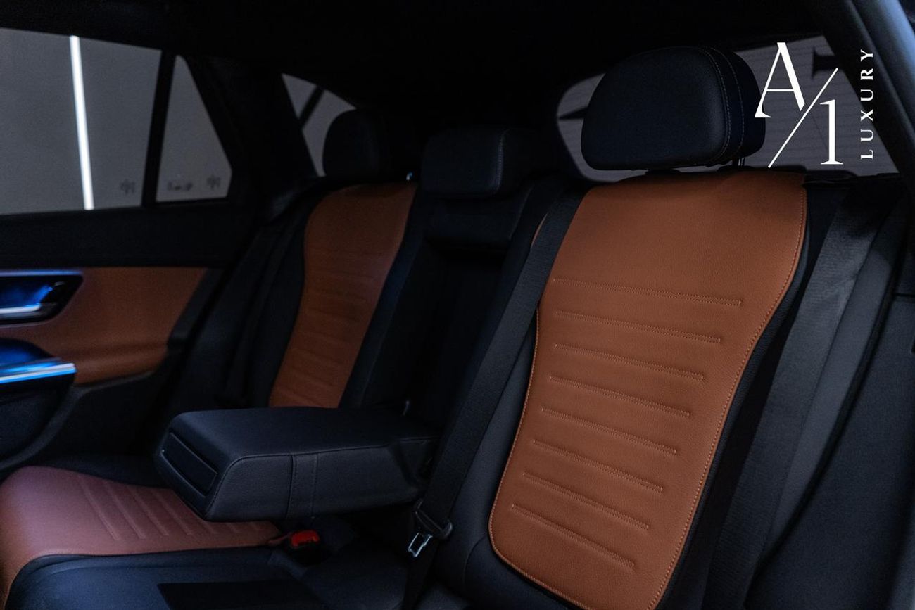 Mercedes-Benz GLC 200 4Matic 2023 Mercedes Benz GLC200 4MATIC, May 2028 Mercedes Warranty, Low Kms, GCC