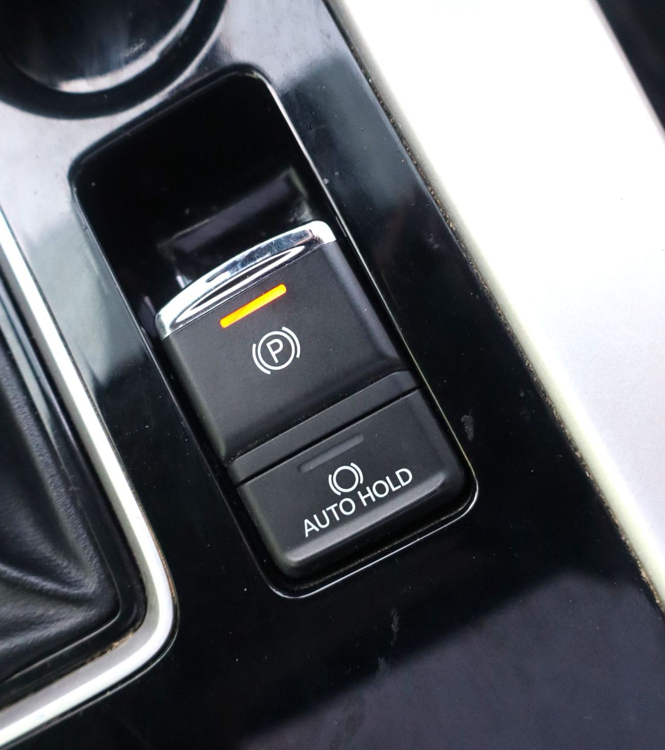 ميتسوبيشي إكلبس كروس GLS Full 1.5L