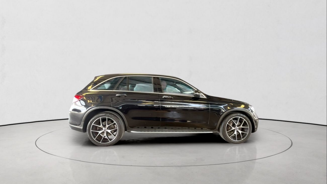 مرسيدس بنز GLC 200 Premium | شامل الضمان | 0 ﺪﻔﻋﺓ ﺃﻮﻟﻯ