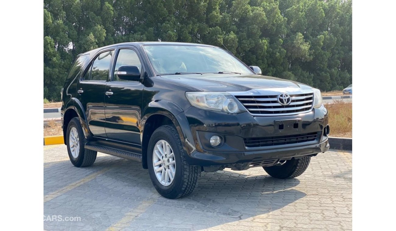 Toyota Fortuner 2012 V4 Last Price Ref#656