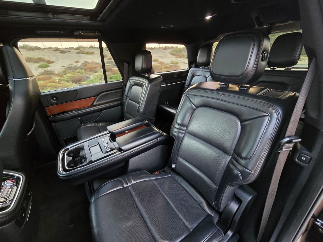 Lincoln Navigator Presidential 3.5L LINCOLN NAVIGATOR 2020 FULL OPITION // GOOD CONDITION INSIDE OUT SIDE