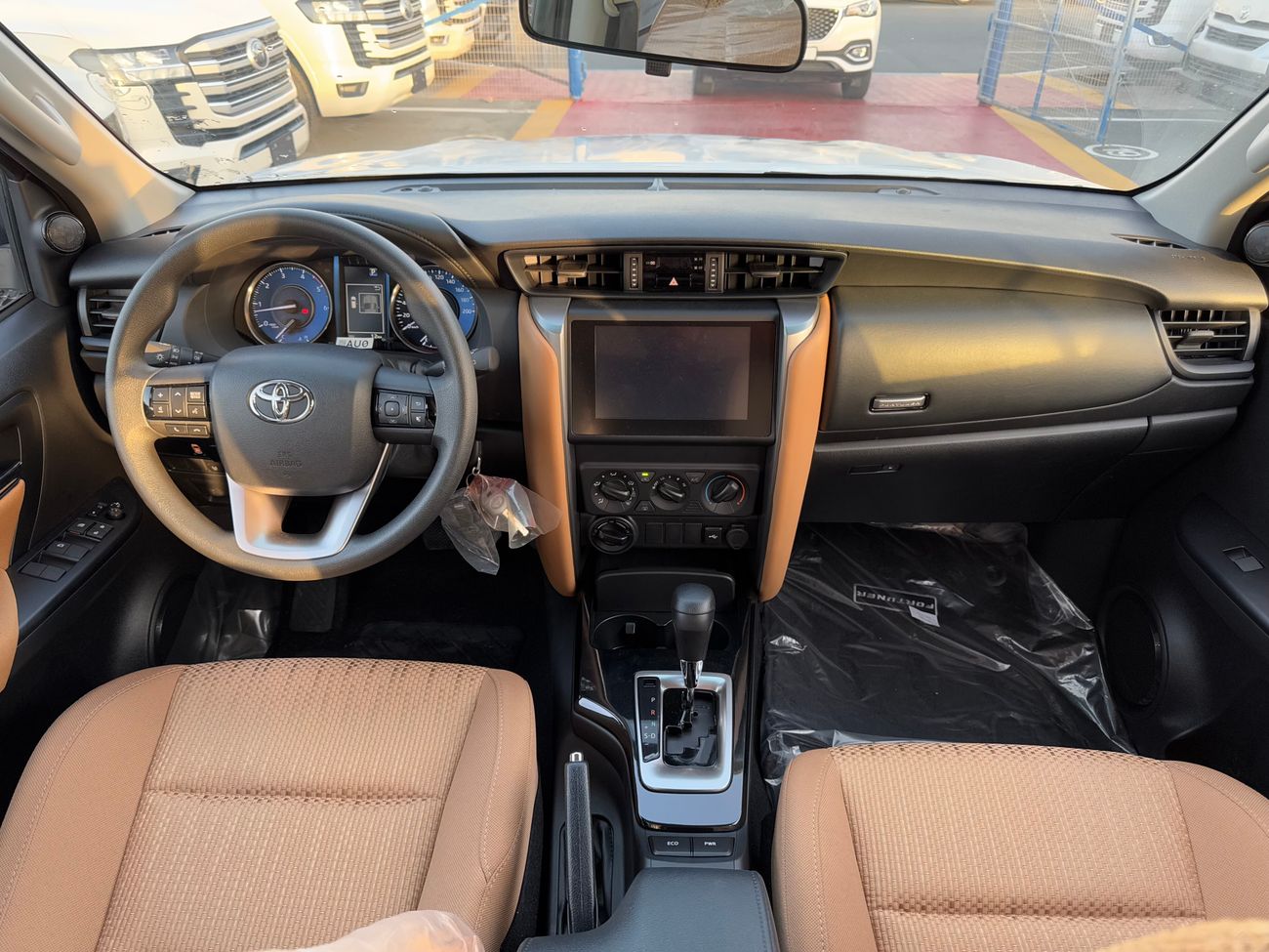 Toyota Fortuner 2025 4X4 GCC 2.4L Diesel A/T 7-Seats Brand New 0Km