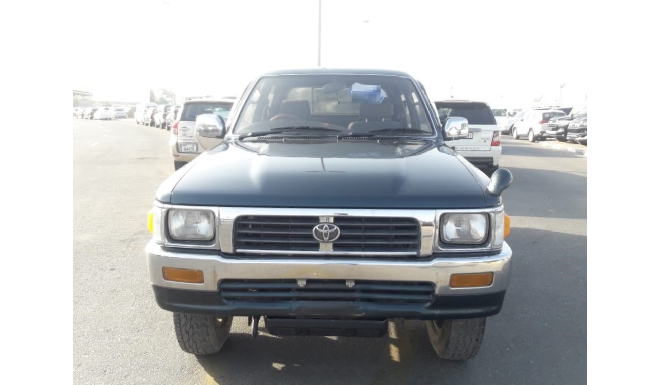 Toyota Hilux Toyota Hilux pickup RIGHT HAND DRIVE (Stock no PM 761)