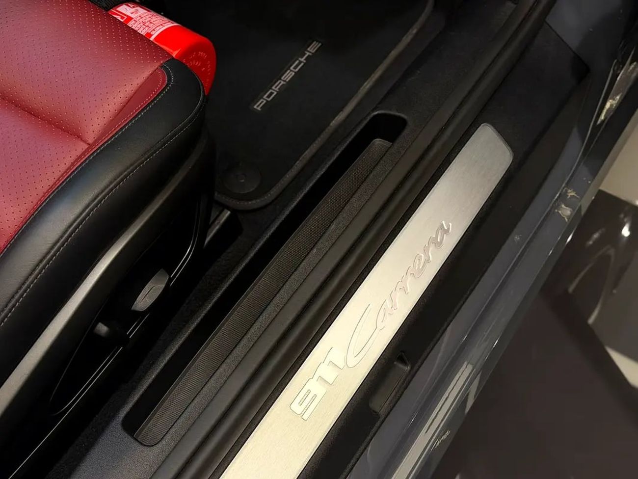 بورش 911 Carrera 4 | GCC Specs | Brand