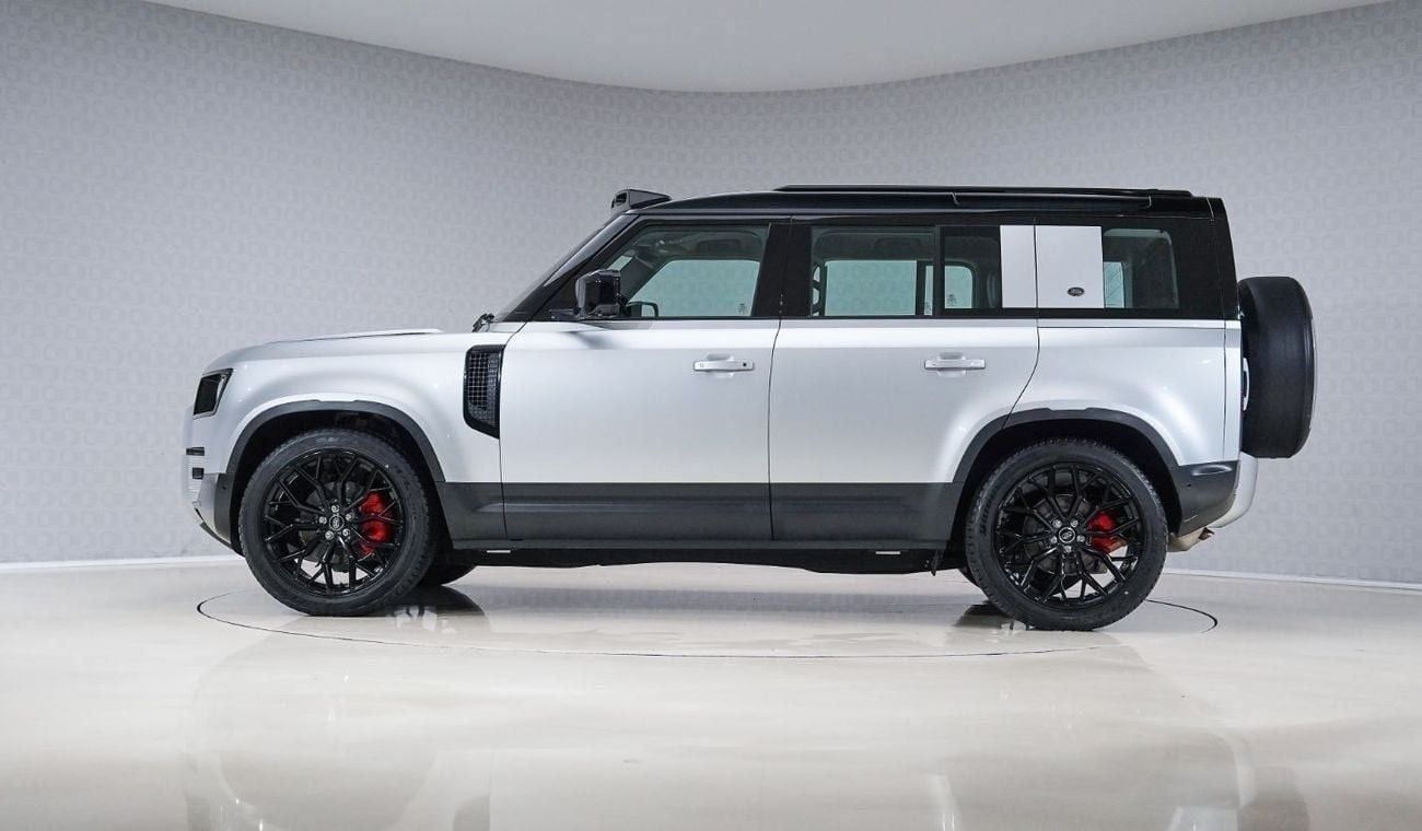 لاند روفر ديفندر | AED 4,021 P/M | Warranty Sept-2026 | GCC