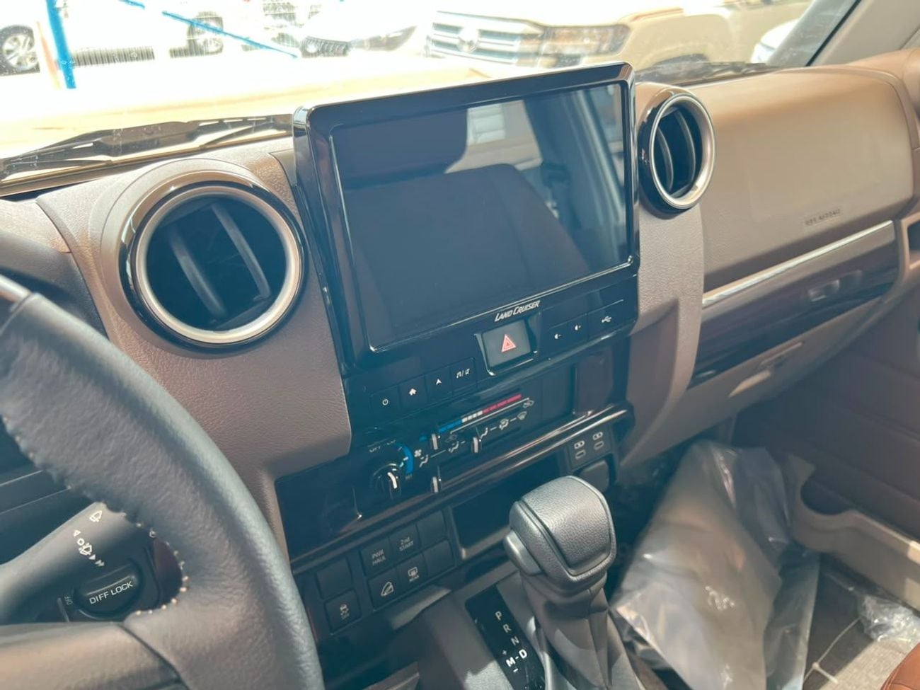 Toyota Land Cruiser 70 LC76 LX