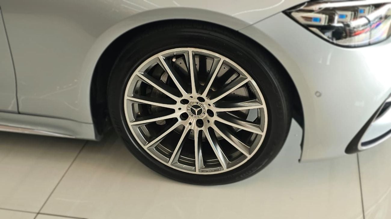 Mercedes Benz S500 L 3.0L T . 6 Cyl . Automatic . Petrol . Sedan . All Wheel Drive . 5 Seats . 4 Door . EQ Boost mild-hybrid